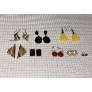Vintage Gold Tone Earrings Bundle Lot Napier MCM Dangle Fashion Costume Jewelry